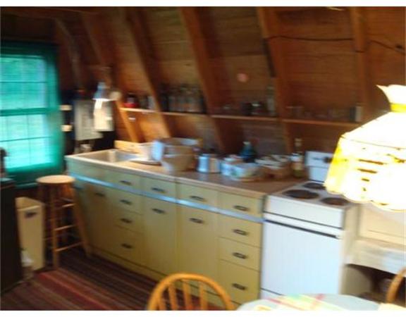 47 Sumner Stetson Road Heath, MA 01339 - Photo 6 of 11