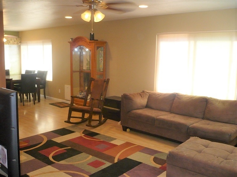 8757 Langholm Road El Cajon, CA 92021 - Photo 5 of 21 Gallery Image 5