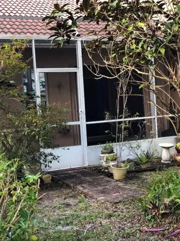 a view of entrance gate of the house