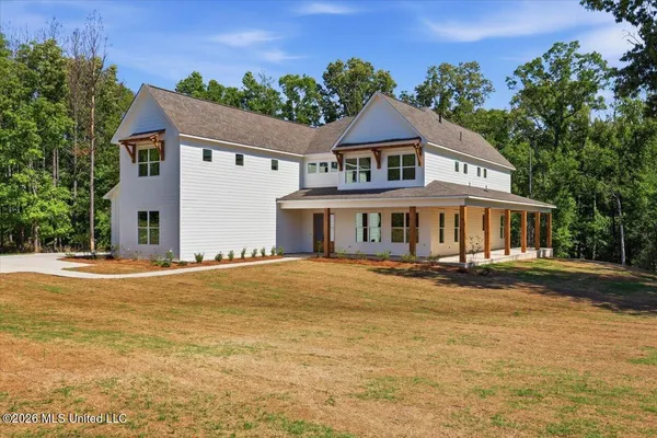 $969,000 | 137 View Pointe Drive, Clinton, MS 39056