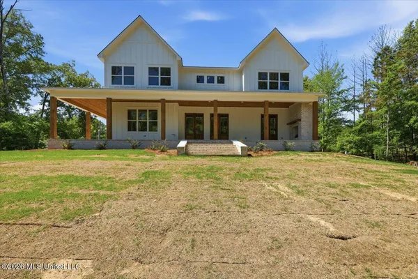 $969,000 | 137 View Pointe Drive, Clinton, MS 39056