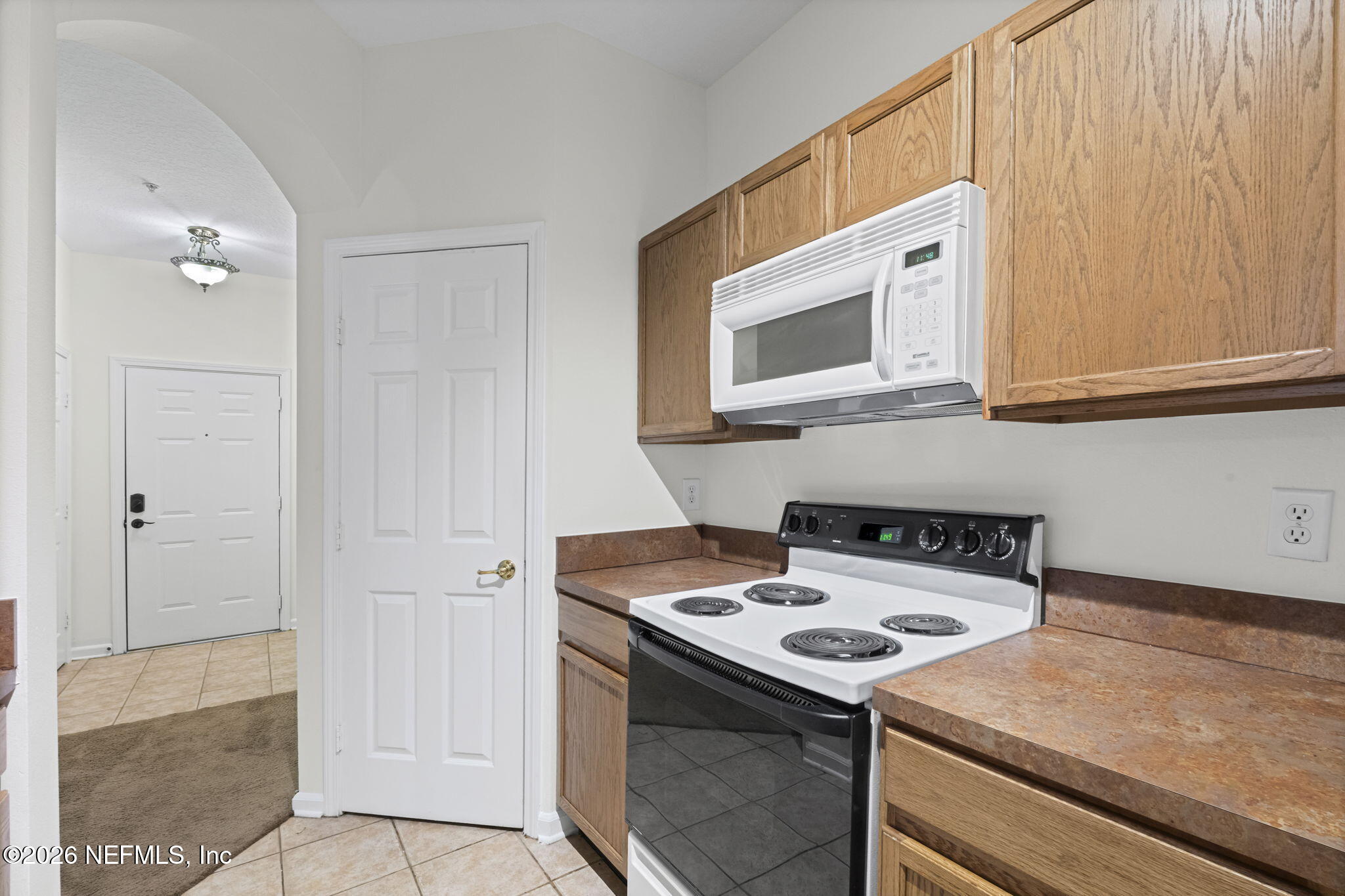 10550 Baymeadows Road, Unit 601 Jacksonville, FL 32256 - Photo 19 of 37 Kitchen