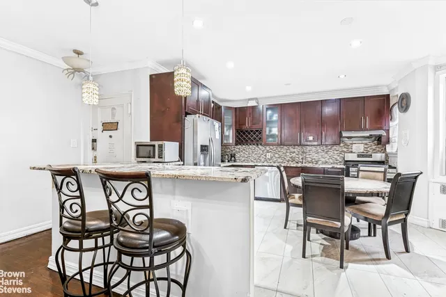 $749,500 | 40-66 Ithaca Street, Unit 6D | Elmhurst