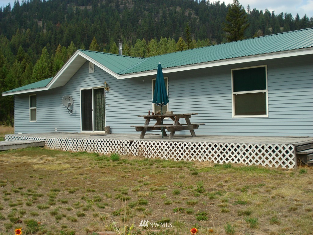 3274 State Rte 20 Republic, WA 99166 - Photo 12 of 20