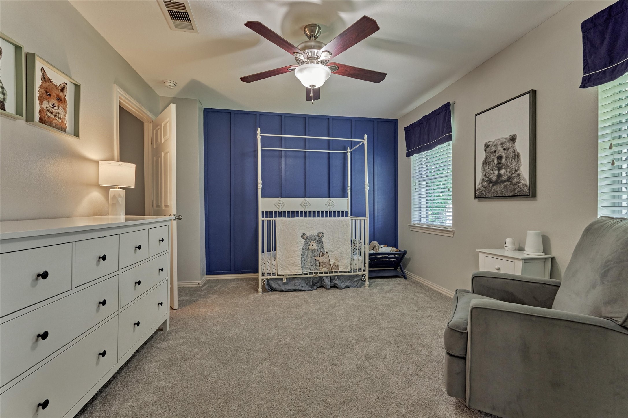 6515 Glenhill Drive Spring, TX 77389 - Photo 23 of 39 a living room with furniture and a ceiling fan