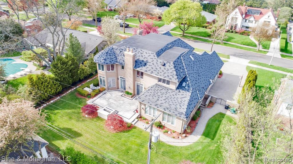 45 Roslyn Road Grosse Pointe Shores, MI 48236 - Photo 73 of 88