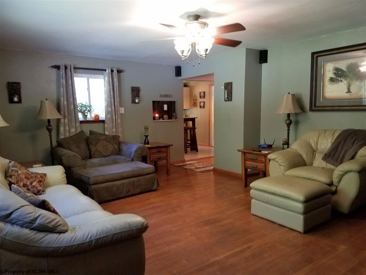 1835 Hillcrest Road Fairmont, WV 26554 - Photo 9 of 20 Gallery Image 9