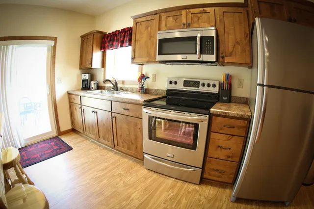 $269,000 | 30424 410th Street, Unit 2(SHARE 1) CIC#98, Dent, MN 56528