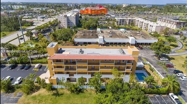 $390,000 | 555 East Dania Beach Boulevard, Unit 5, Dania Beach, FL 33004