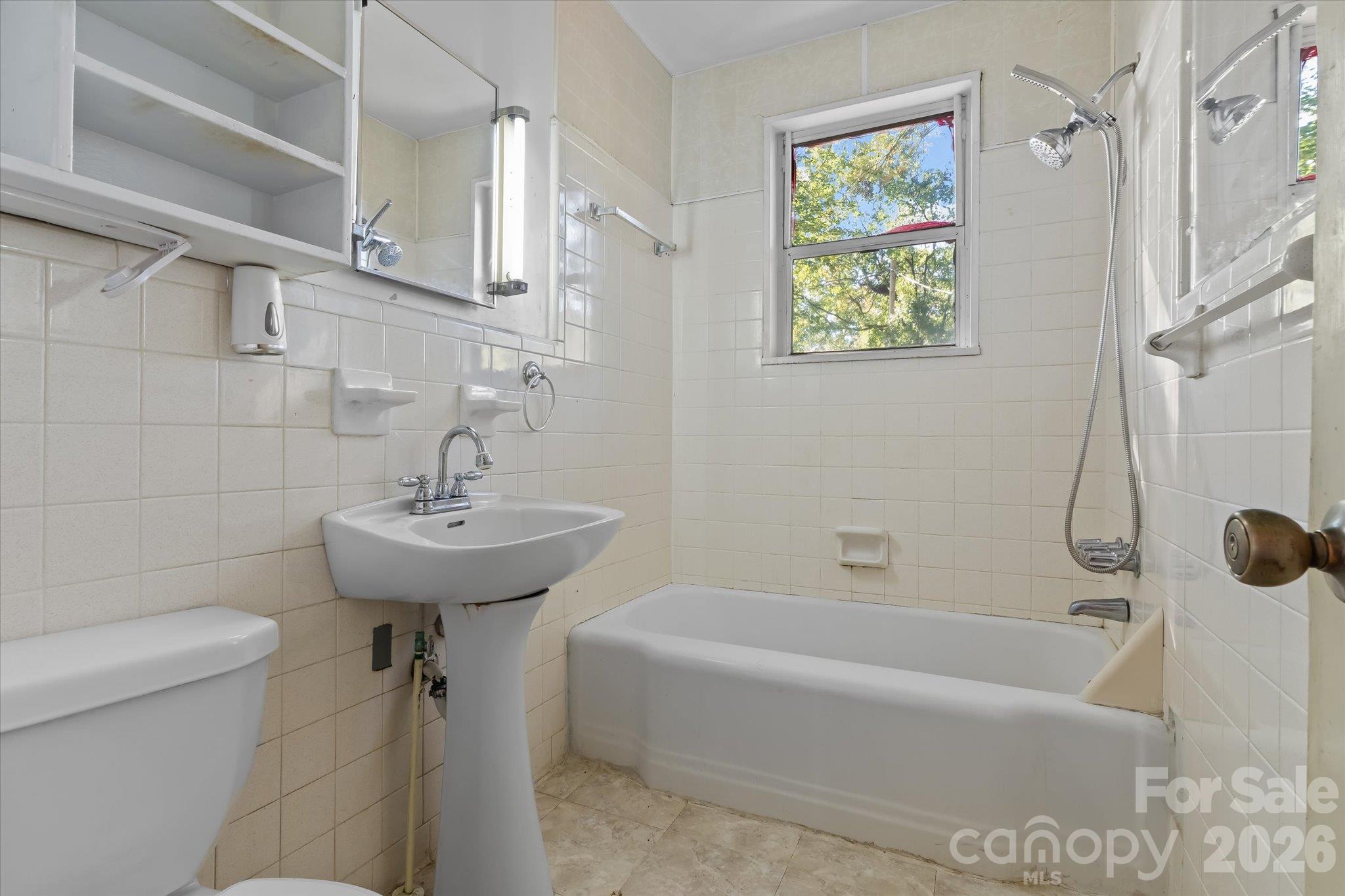 322 Hartness Road Statesville, NC 28677 - Photo 17 of 31 Gallery Image 17