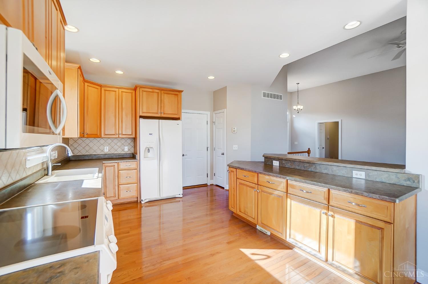 5968 West Fork Road Cincinnati, OH 45247 - Photo 12 of 54 Gallery Image 12