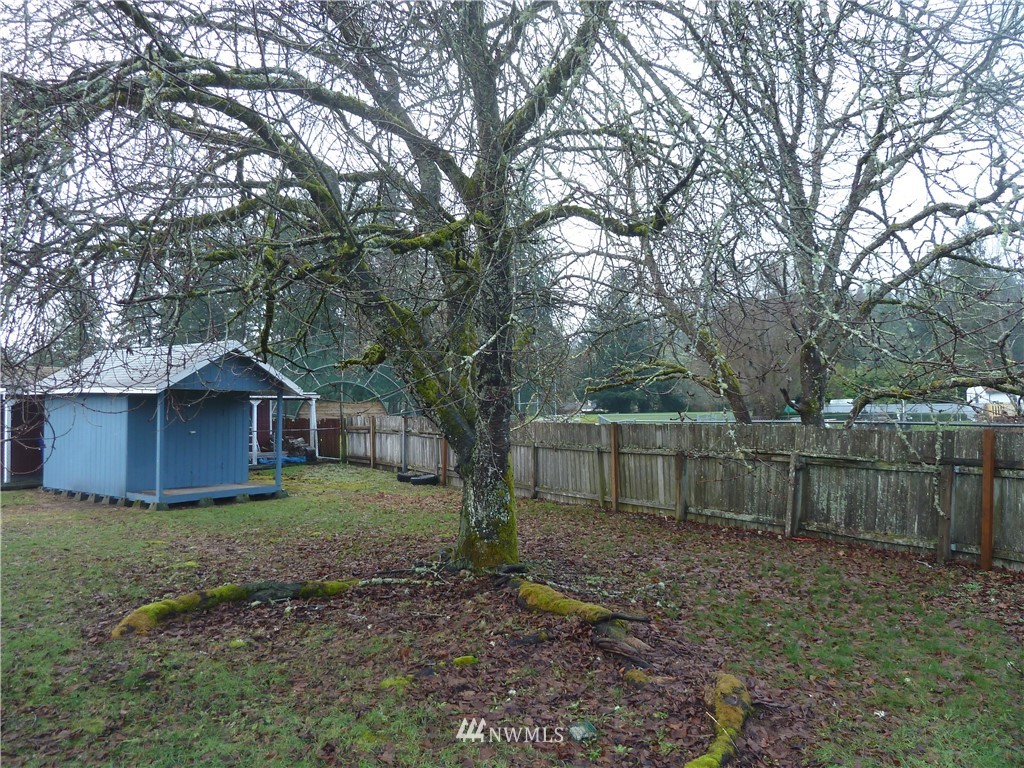11706 Masonic Road Southwest Lakewood, WA 98498 - Photo 15 of 24 Gallery Image 15