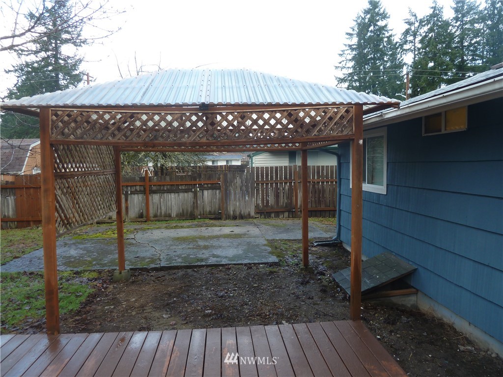 11706 Masonic Road Southwest Lakewood, WA 98498 - Photo 16 of 24 Gallery Image 16