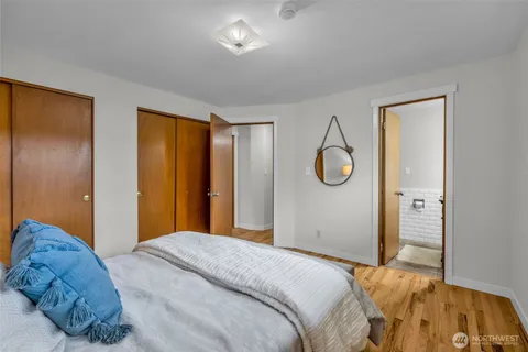 $880,000 | 17546 Fremont Avenue North, Shoreline, WA 98133