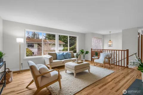 $880,000 | 17546 Fremont Avenue North, Shoreline, WA 98133