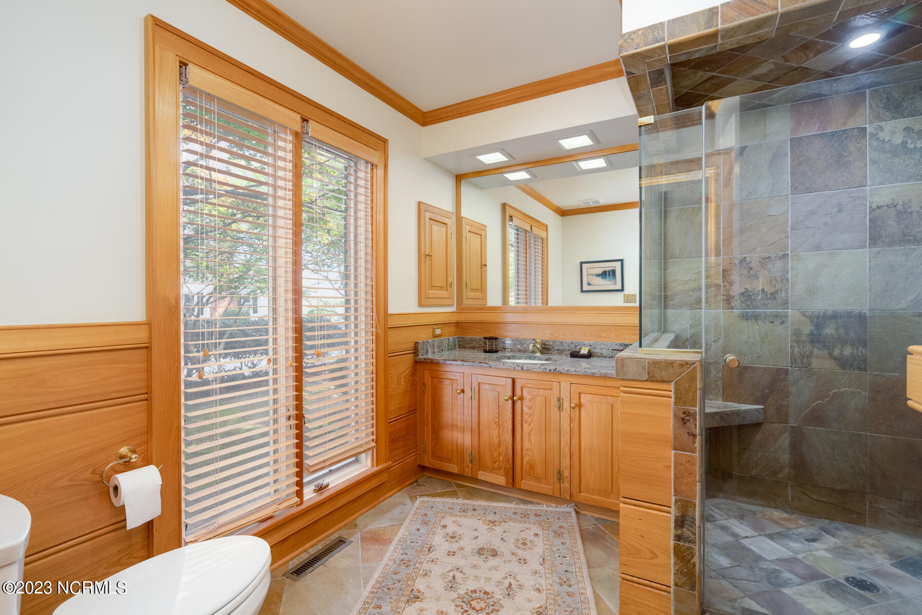 1511 Rivershore Road Elizabeth City, NC 27909 - Photo 29 of 70 DOWNSTAIRS PRIMARY BATH
