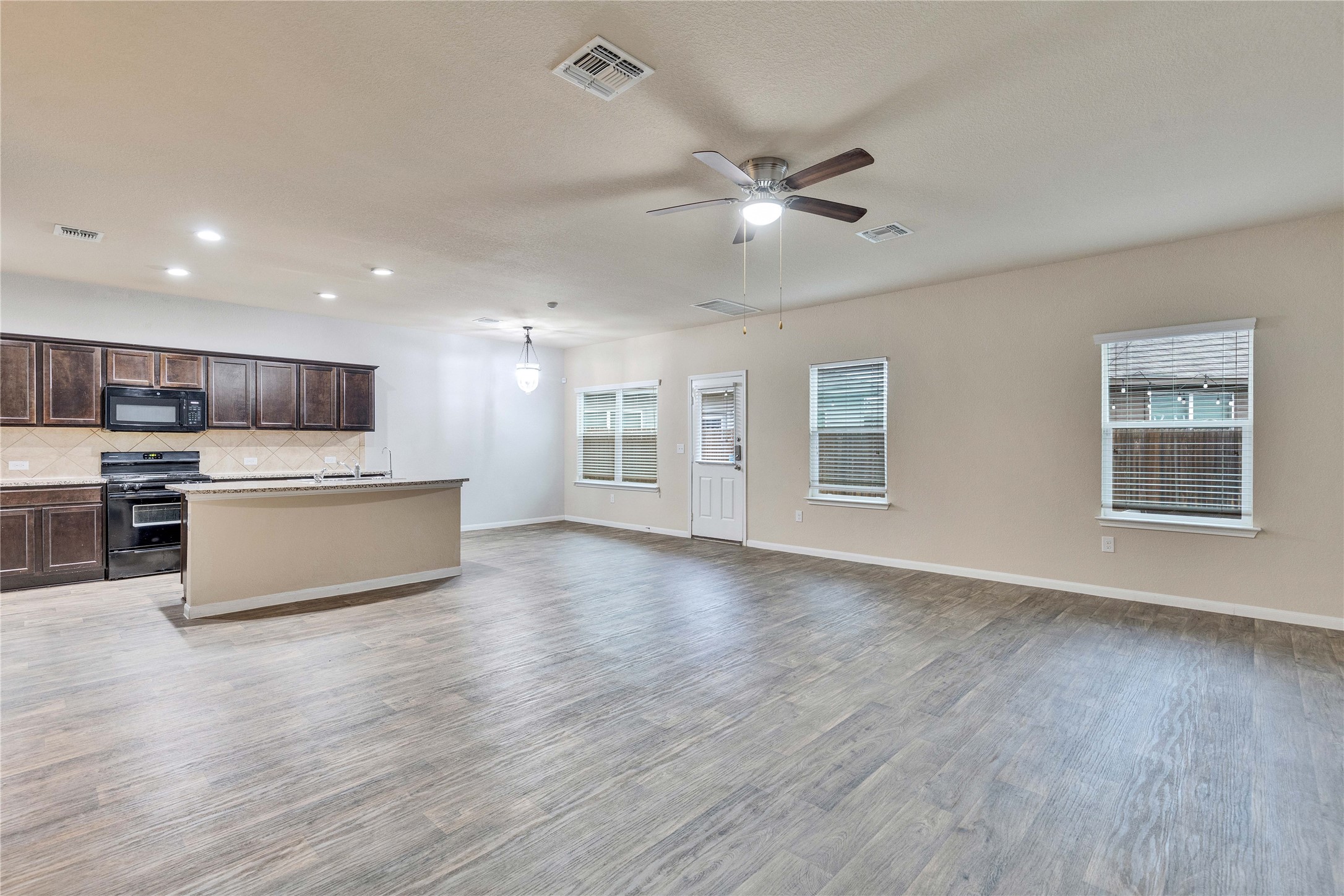 14910 Jolynn Street Austin, TX 78725 - Photo 5 of 30