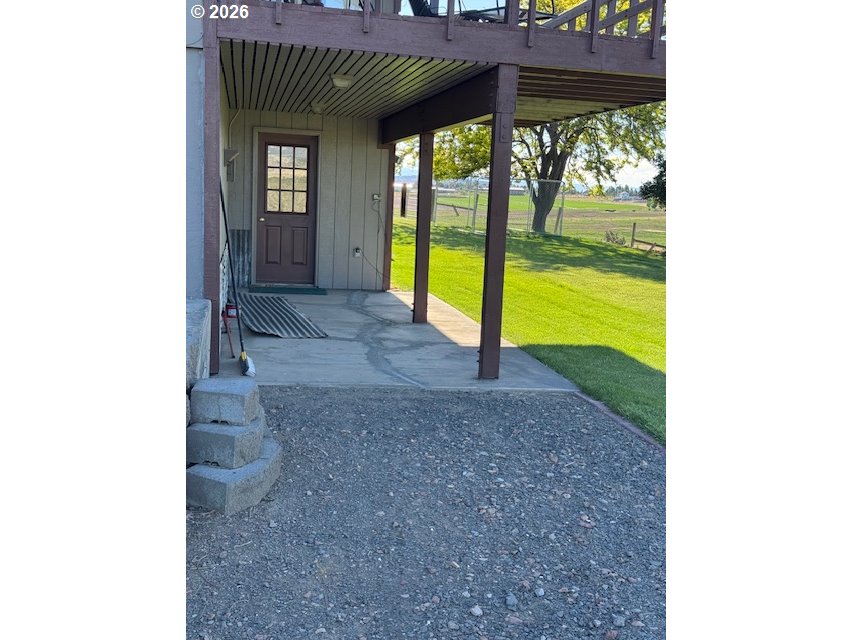 950 Southeast Dover Lane Madras, OR 97741 - Photo 11 of 27