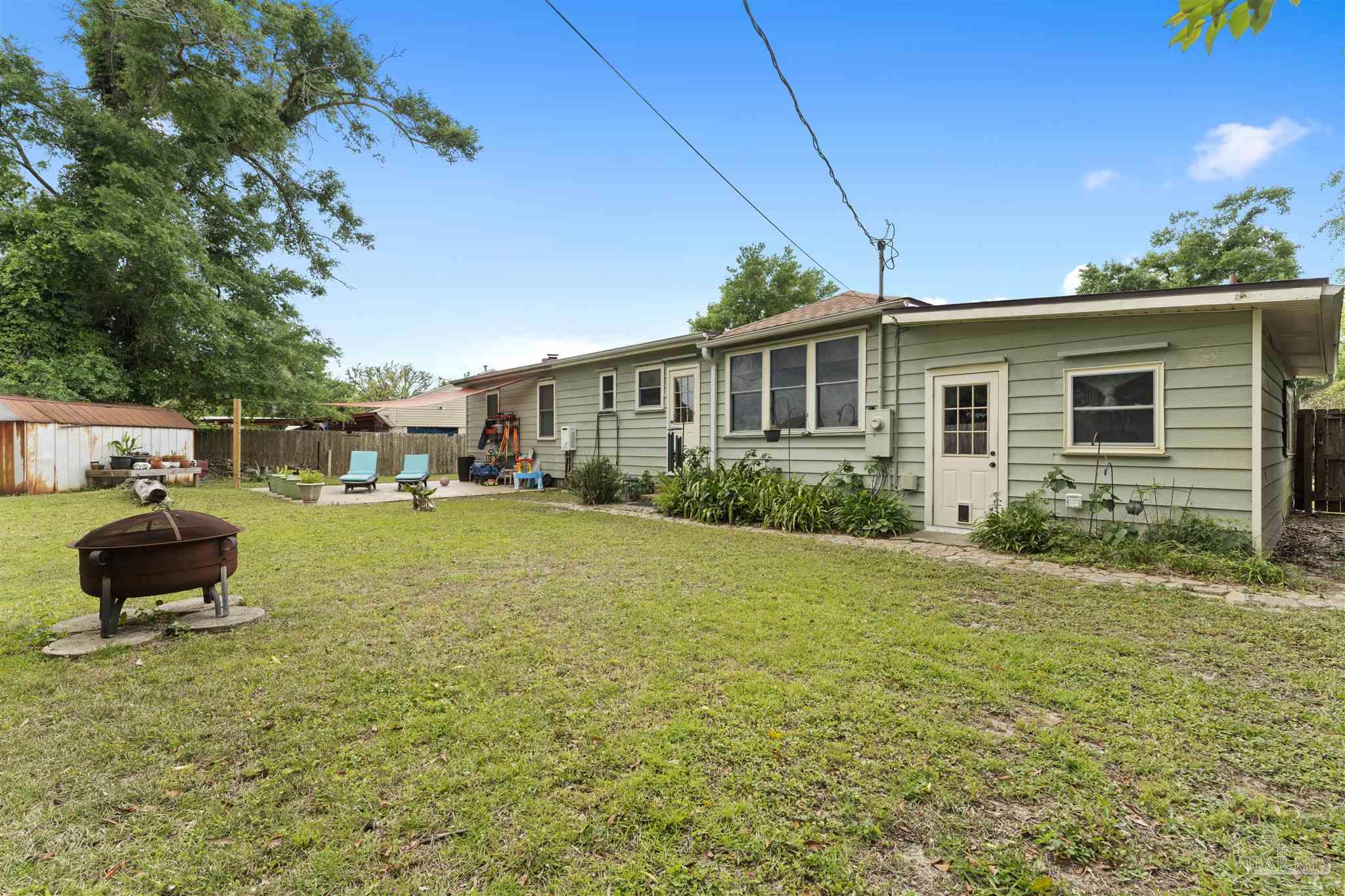 212 Southeast Kalash Road Pensacola, FL 32507 - Photo 11 of 29
