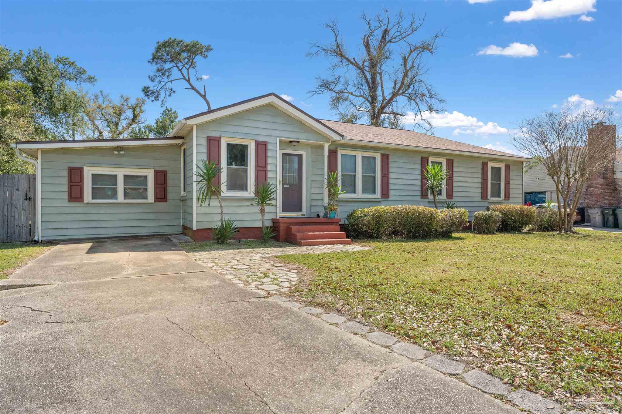 212 Southeast Kalash Road Pensacola, FL 32507 - Photo 6 of 29