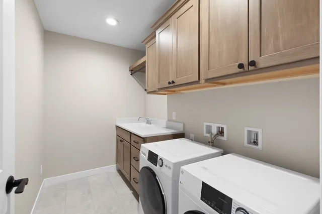 $799,000 | 9068 Paddington Parkway, Verona, WI 53593