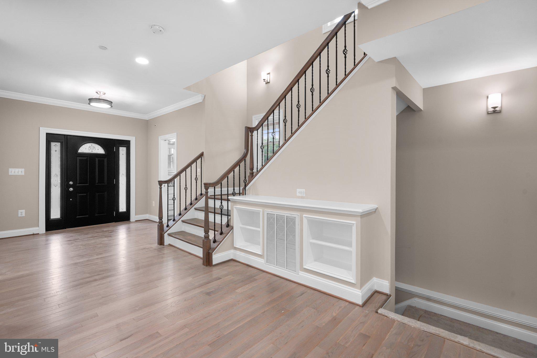 14105 Alderton Road Silver Spring, MD 20906 - Photo 6 of 46 Foyer