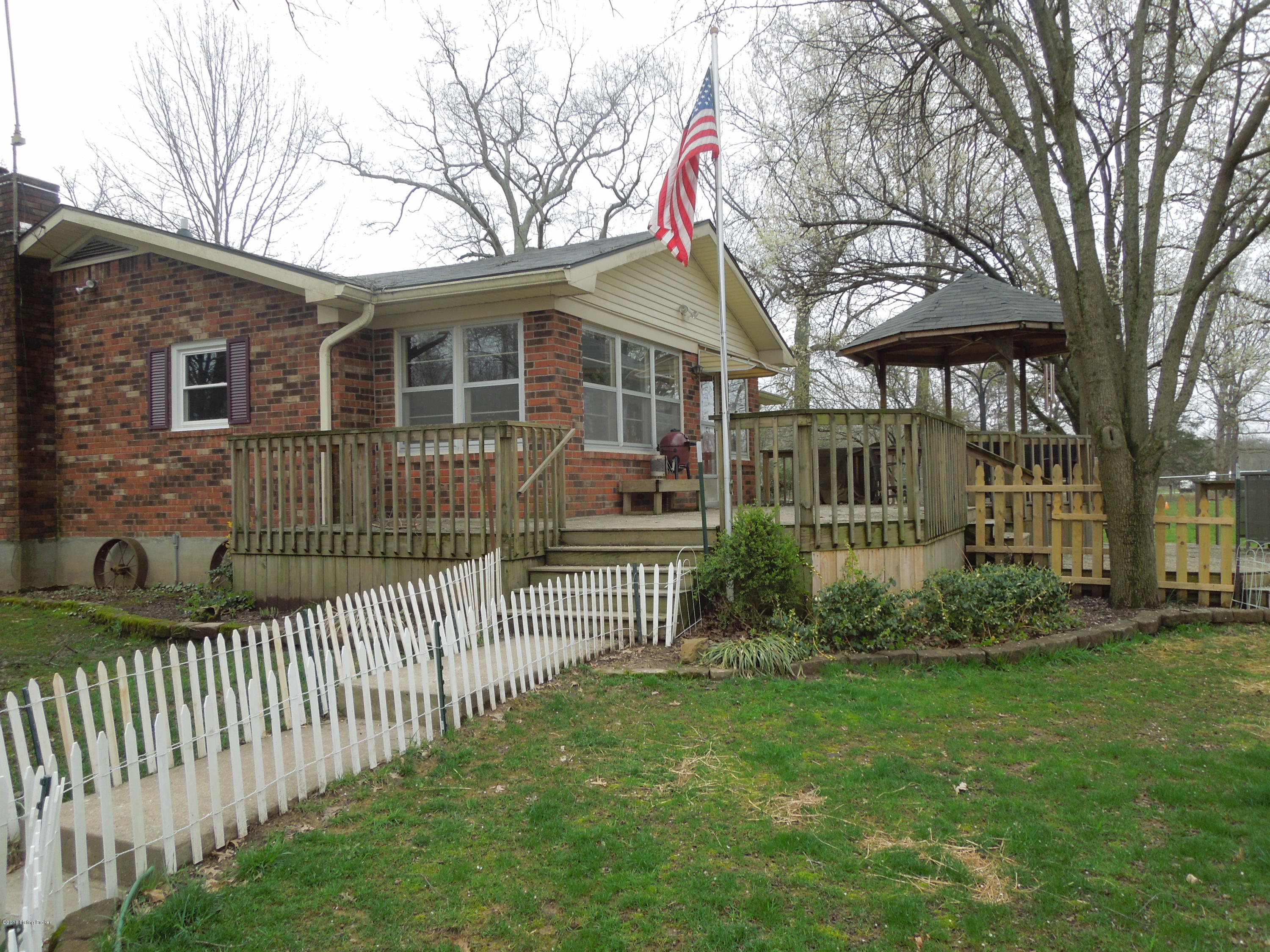 2189 Pumpkin Road Shepherdsville, KY 40165 - Photo 2 of 30 115