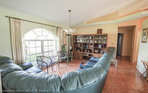 7701 Granada Road Sebring, FL 33876 - Photo 5 of 14 Gallery Image 5