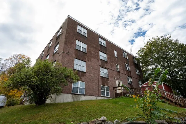 $168,500 | 30 Beech Street, Unit 4B, Bristol, NH 03222