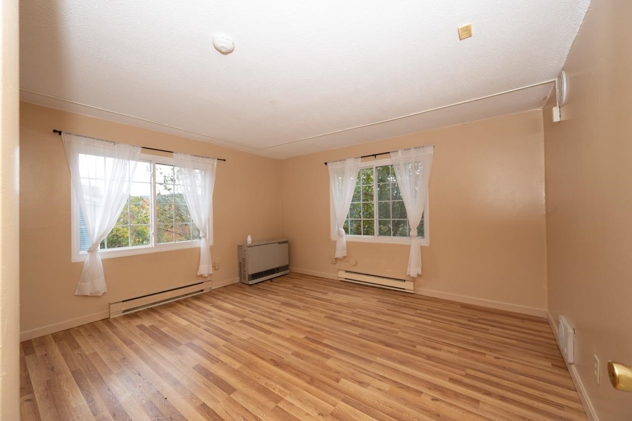 30 Beech Street, Unit 4B Bristol, NH 03222 - Photo 5 of 15