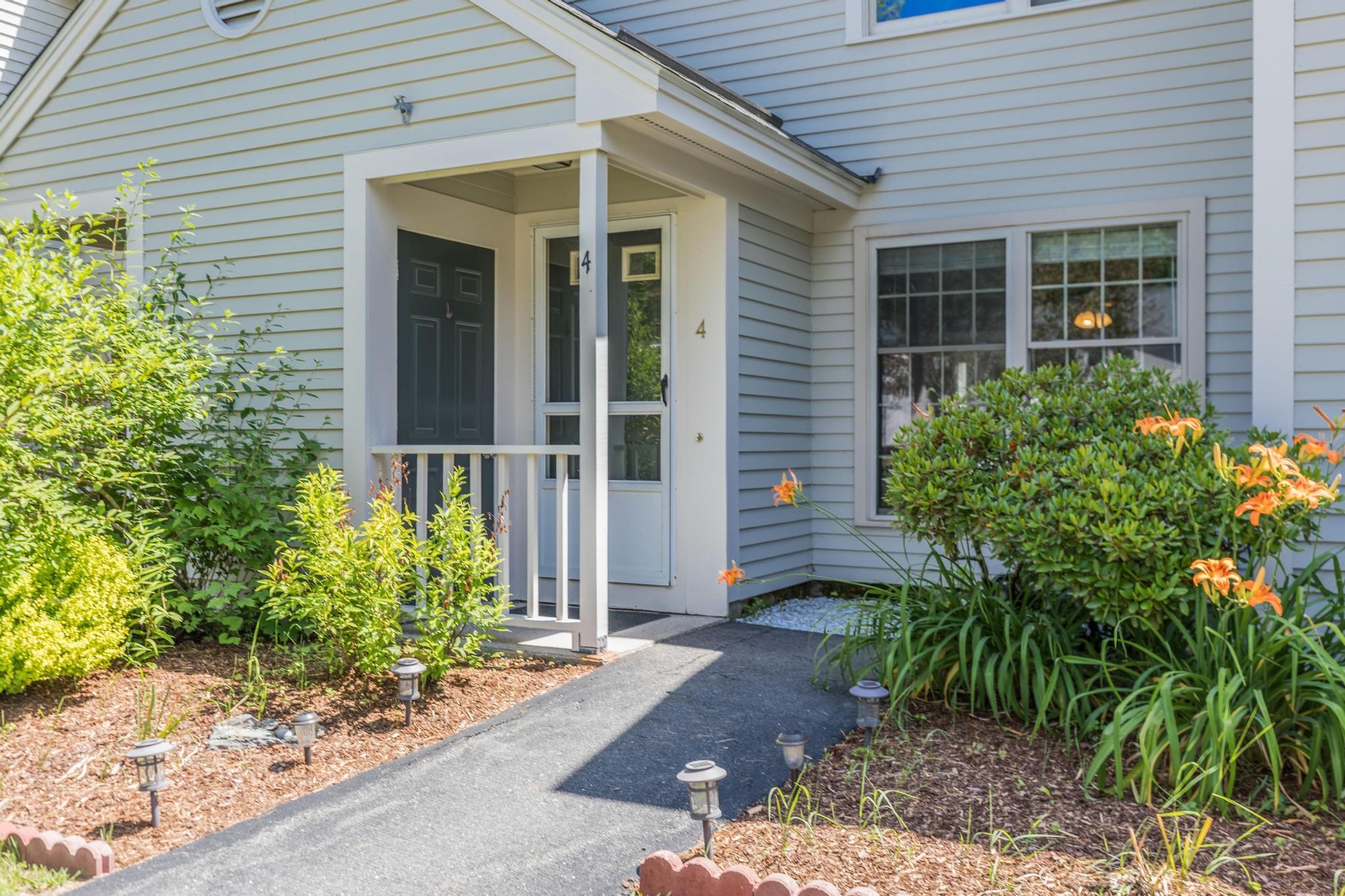 4 Woodland Green Rochester, NH 03868 - Photo 1 of 27