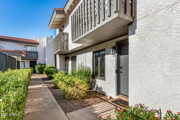 $335,000 | 3434 North 11th Street, Unit 5, Phoenix, AZ 85014