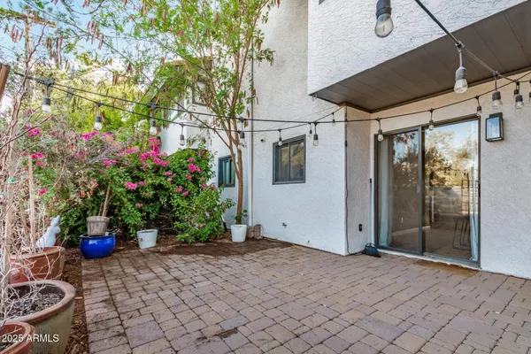 $335,000 | 3434 North 11th Street, Unit 5, Phoenix, AZ 85014