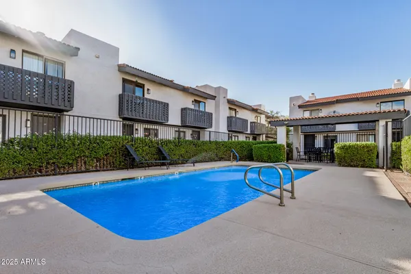 $335,000 | 3434 North 11th Street, Unit 5, Phoenix, AZ 85014