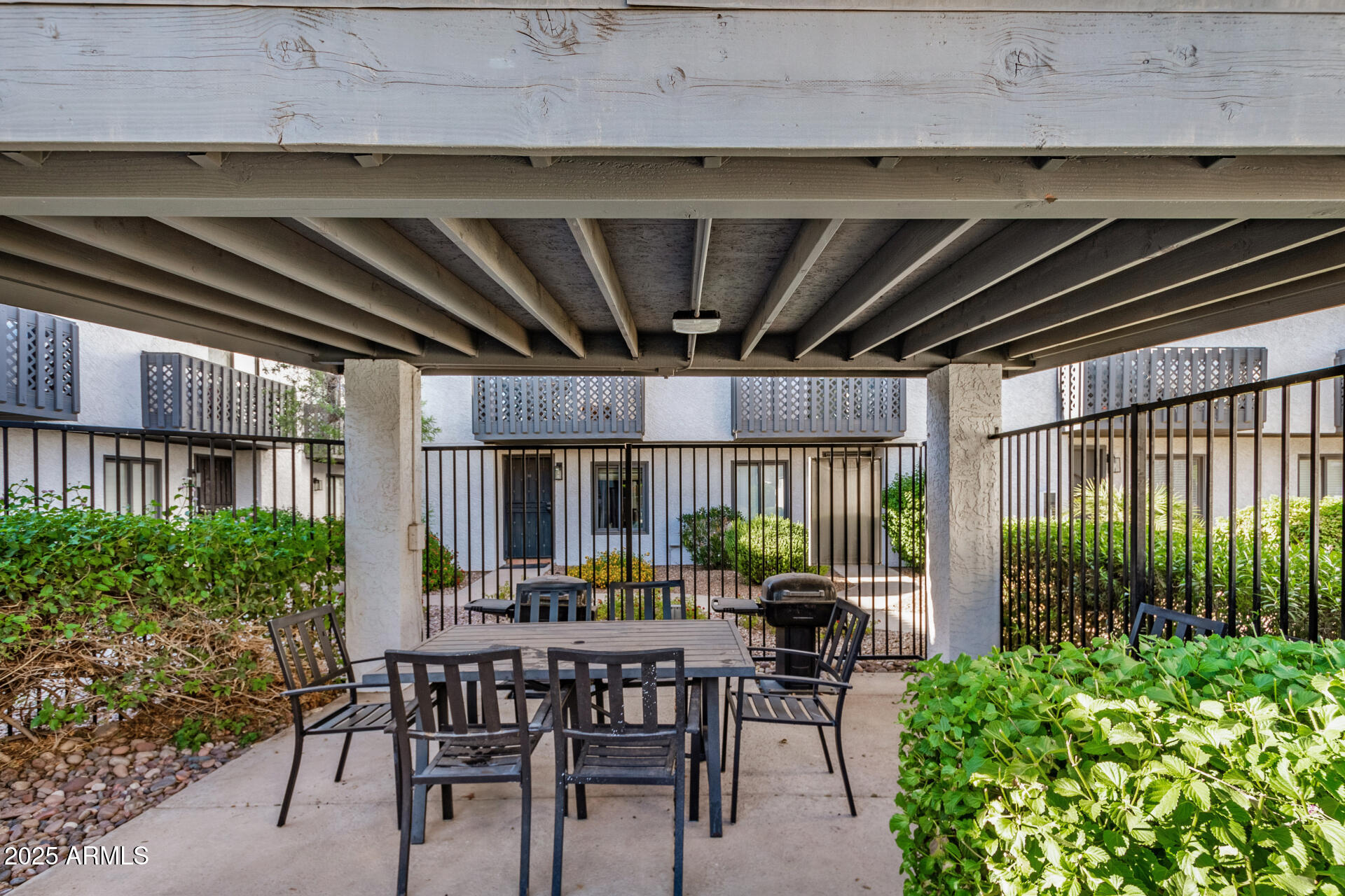 3434 North 11th Street, Unit 5 Phoenix, AZ 85014 - Photo 28 of 31 3434 N 11th Street 5