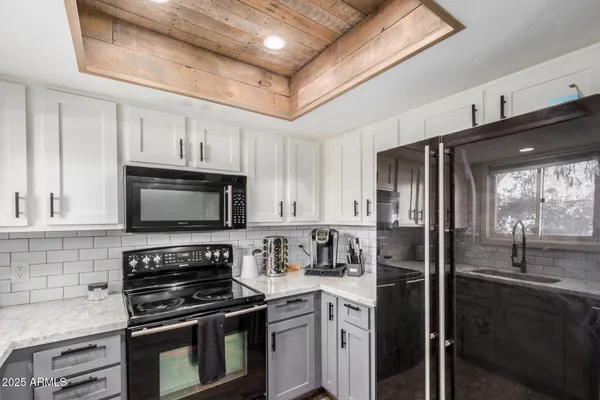 $335,000 | 3434 North 11th Street, Unit 5, Phoenix, AZ 85014