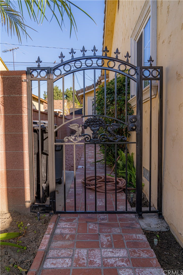 14502 Perilla Avenue Paramount, CA 90723 - Photo 20 of 21