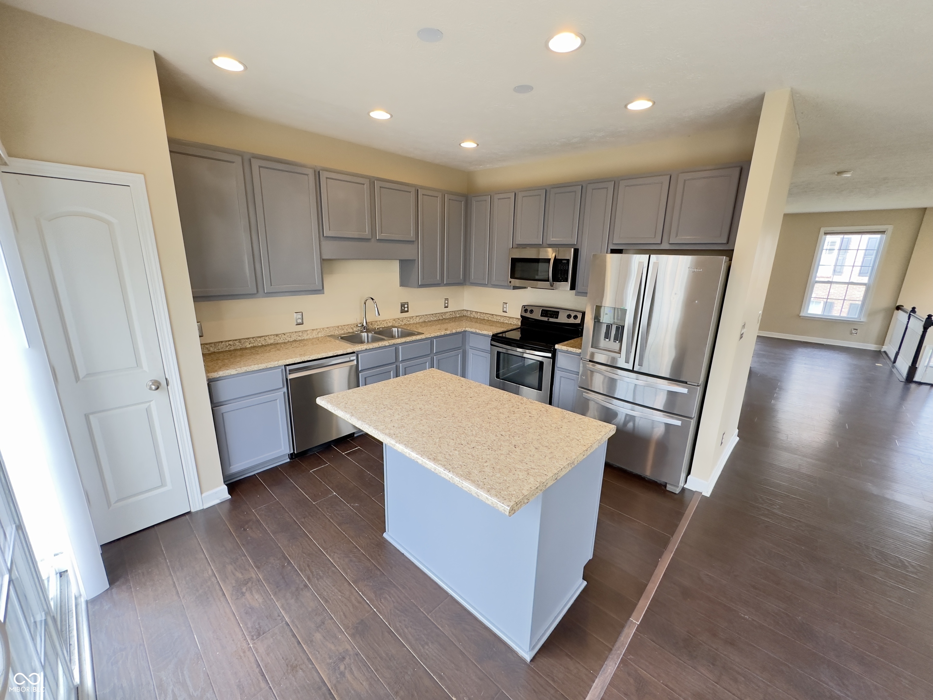 9094 Demarest Drive Fishers, IN 46038 - Photo 15 of 46