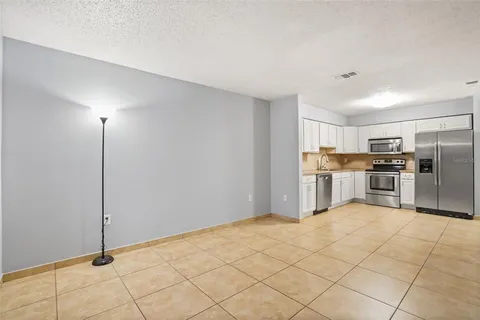 $1,850 | 2720 Sunrise Court, Unit 2, Orlando, FL 32806