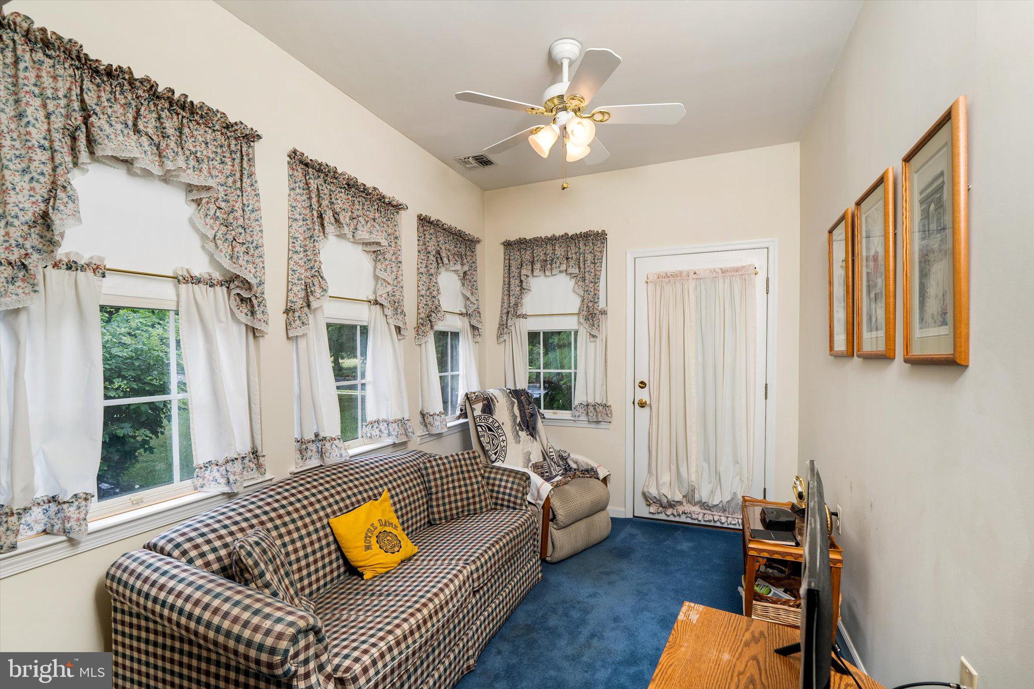 10 Hummingbird Drive Hamilton, NJ 08690 - Photo 13 of 27