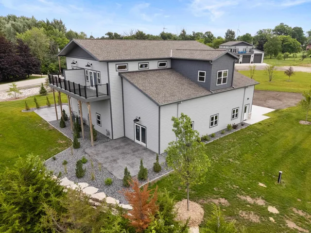 $649,900 | N10276 Lakeview Haven Drive, Malone, WI 53049