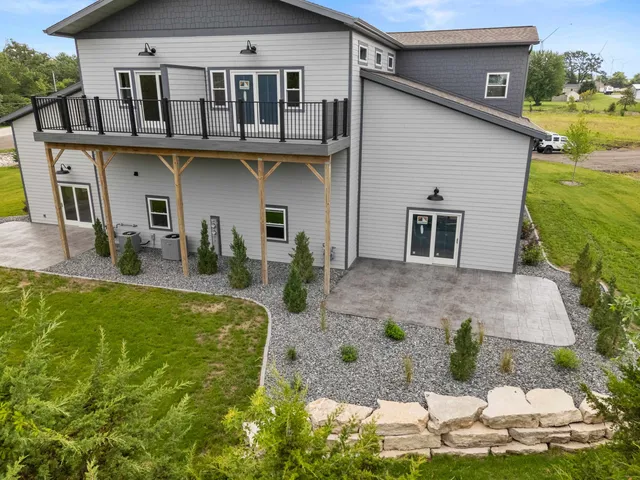 $649,900 | N10276 Lakeview Haven Drive, Malone, WI 53049