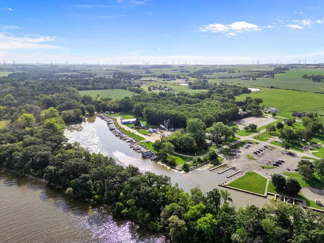 $649,900 | N10276 Lakeview Haven Drive, Malone, WI 53049