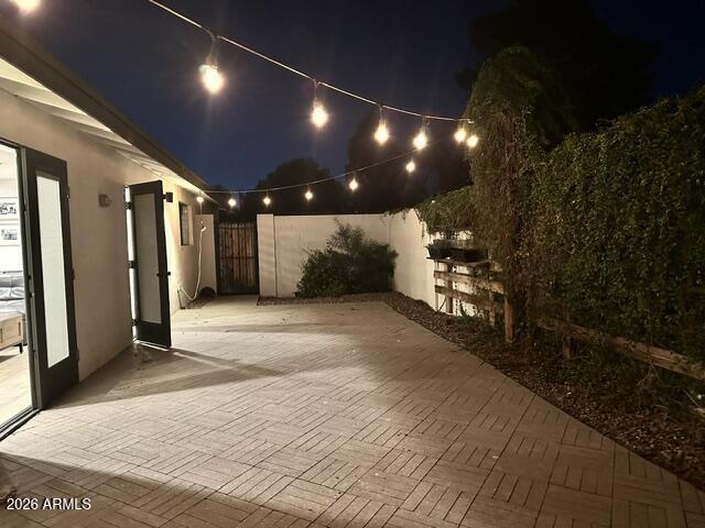301 East Royal Palm Road Phoenix, AZ 85020 - Photo 17 of 30