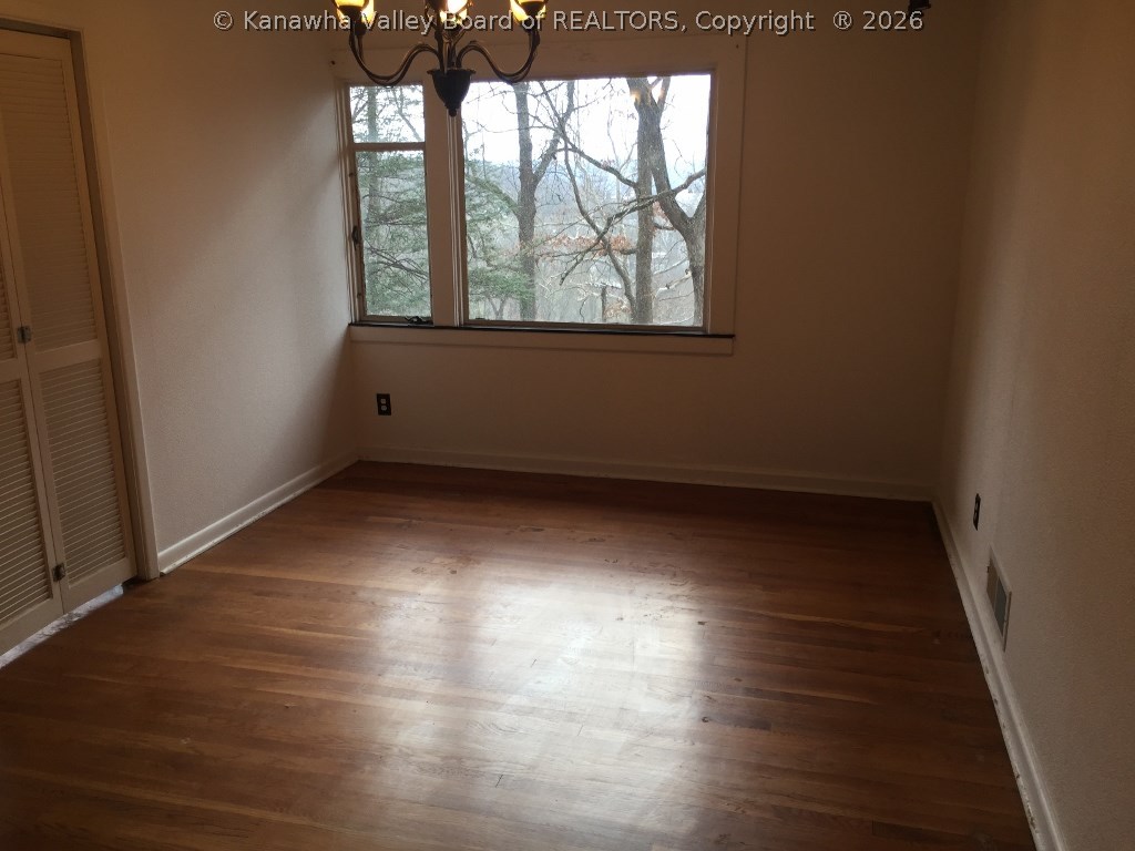 635 Wood Road Charleston, WV 25302 - Photo 5 of 17 Gallery Image 5
