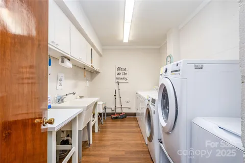 $285,000 | 4527 Gaynor Road, Unit 303, Charlotte, NC 28211