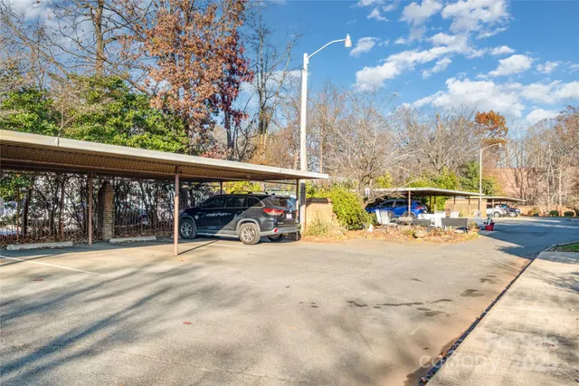 $285,000 | 4527 Gaynor Road, Unit 303, Charlotte, NC 28211