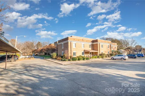 $285,000 | 4527 Gaynor Road, Unit 303, Charlotte, NC 28211