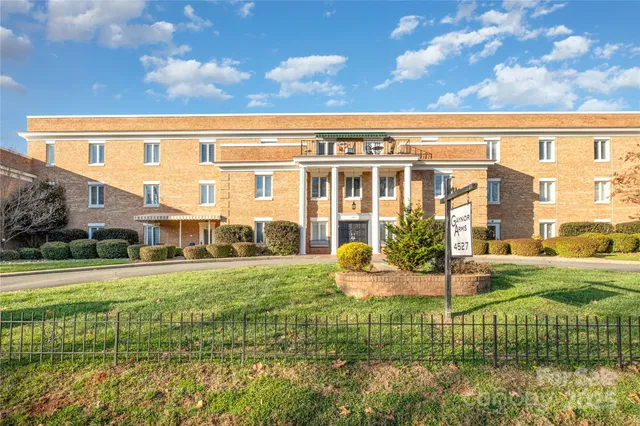 $285,000 | 4527 Gaynor Road, Unit 303, Charlotte, NC 28211