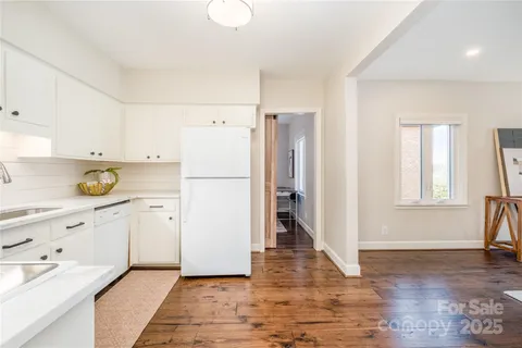 $285,000 | 4527 Gaynor Road, Unit 303, Charlotte, NC 28211